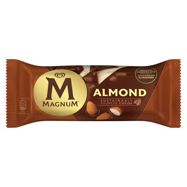 Inghetata pe bat almond picture