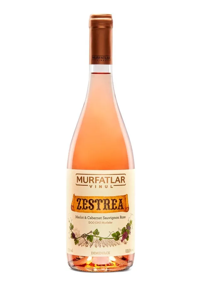 Vin rose merlot-cabernet sauvignon demidulce picture